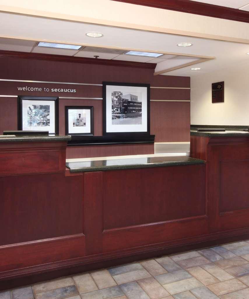 Best Western Plus Meadowlands 锡考克斯 外观 照片