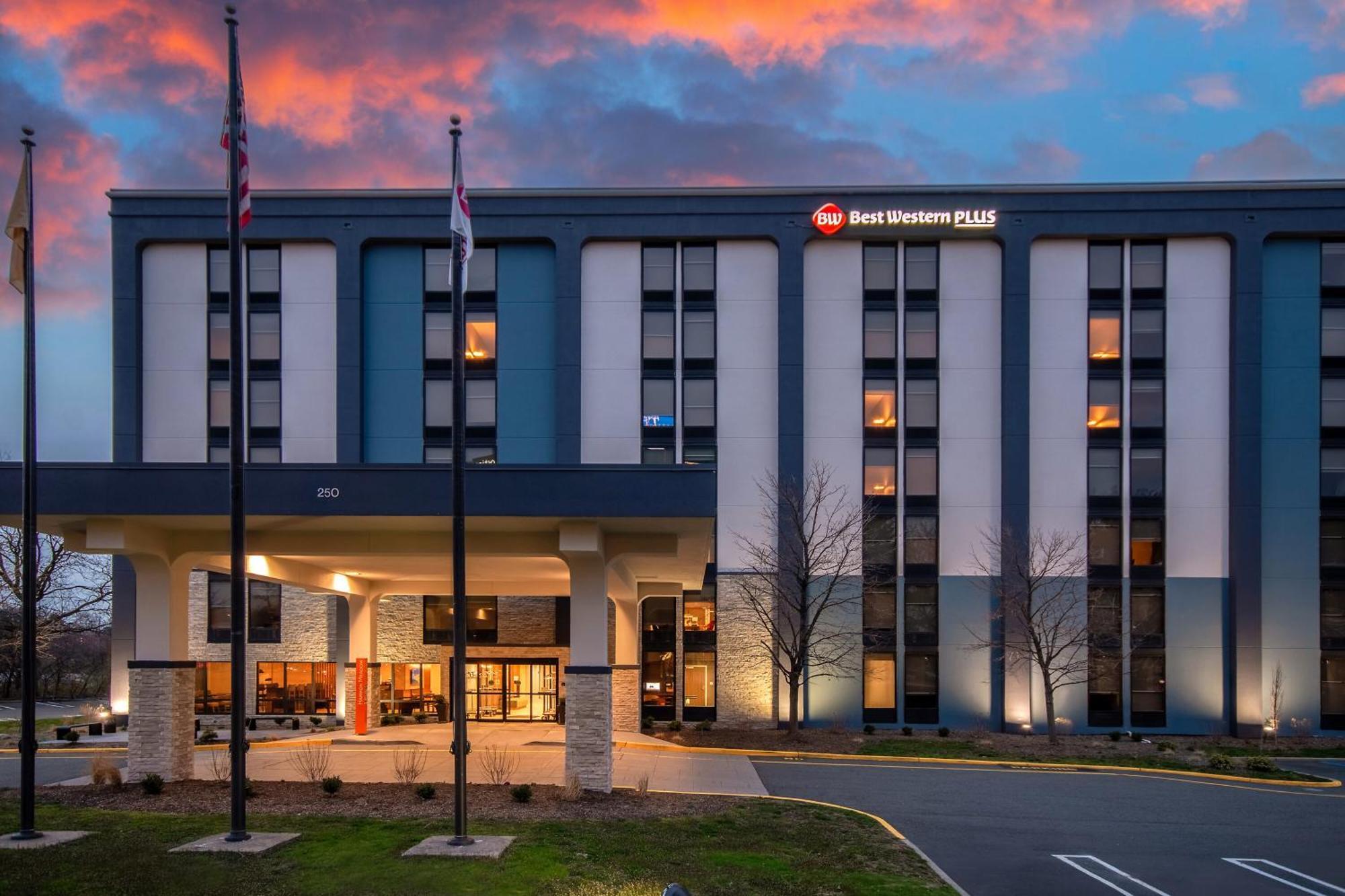 Best Western Plus Meadowlands 锡考克斯 外观 照片