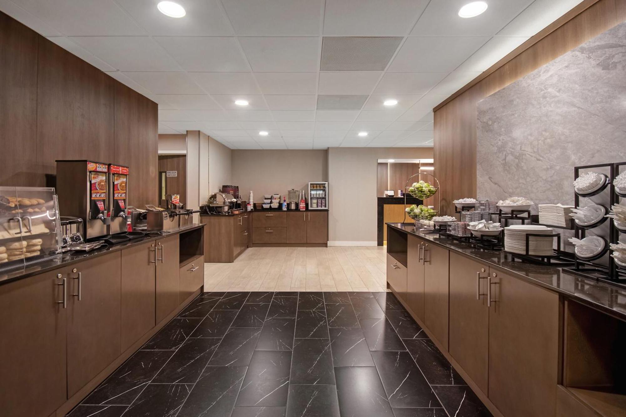 Best Western Plus Meadowlands 锡考克斯 外观 照片