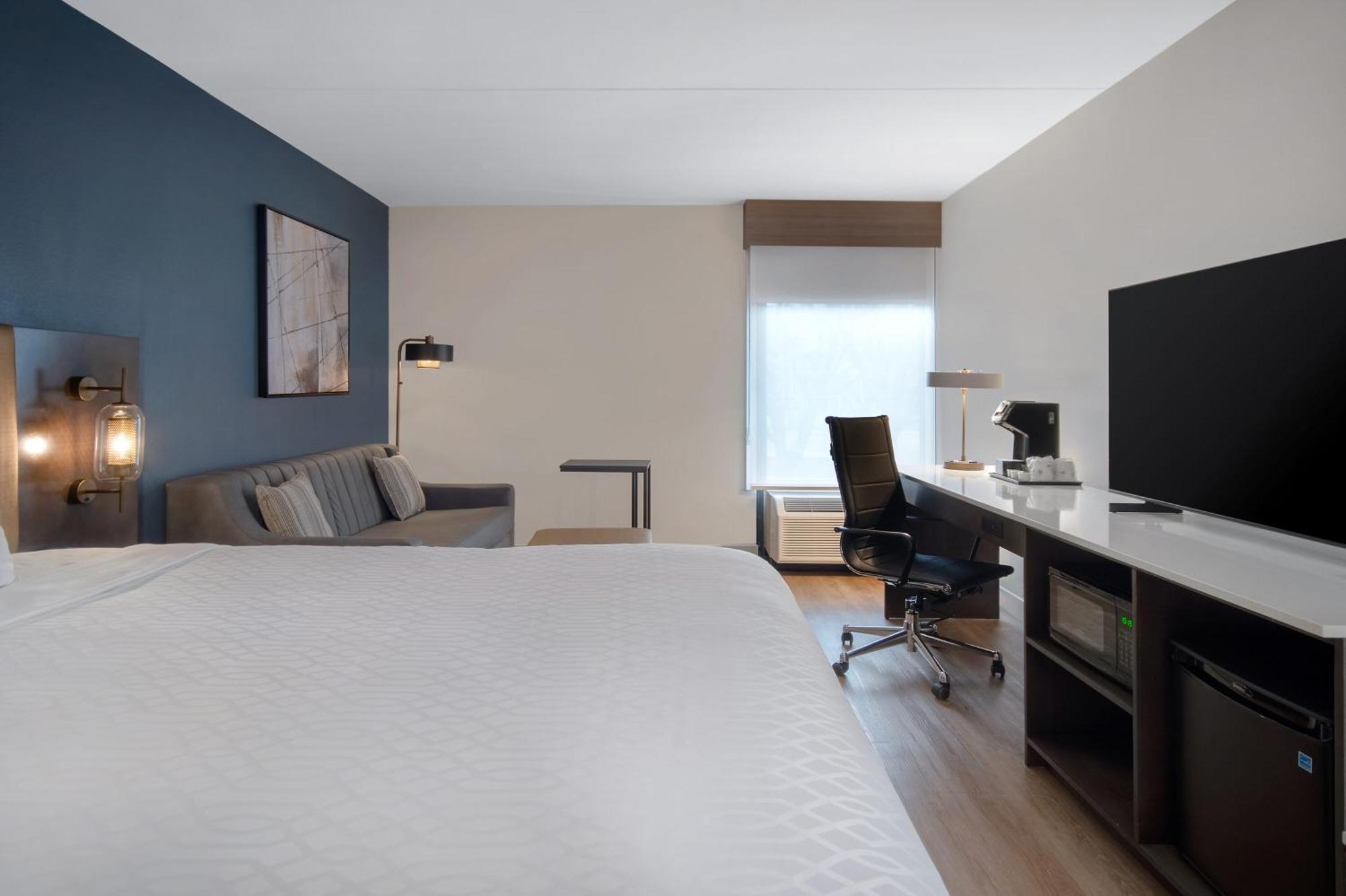 Best Western Plus Meadowlands 锡考克斯 外观 照片