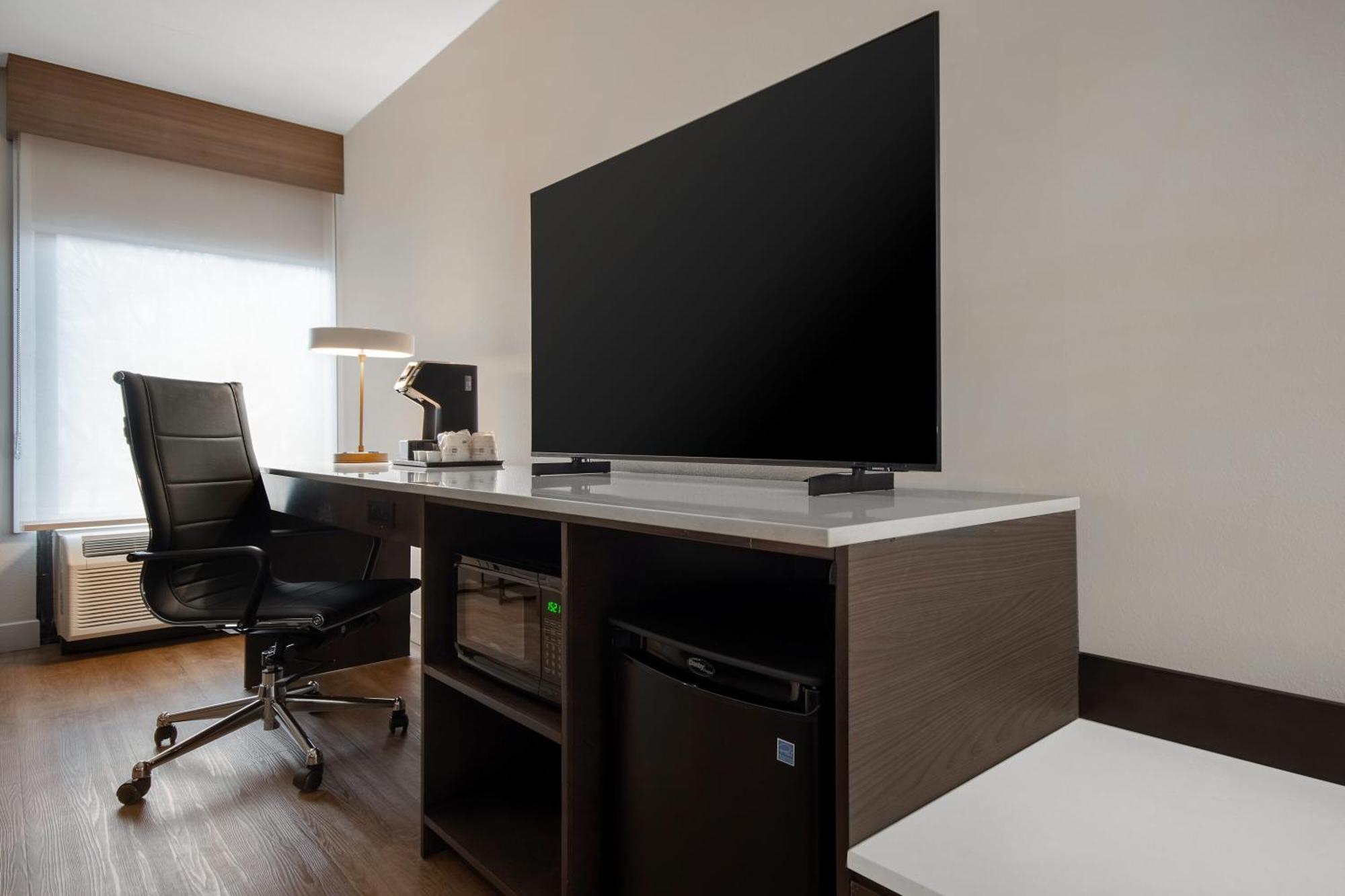 Best Western Plus Meadowlands 锡考克斯 外观 照片